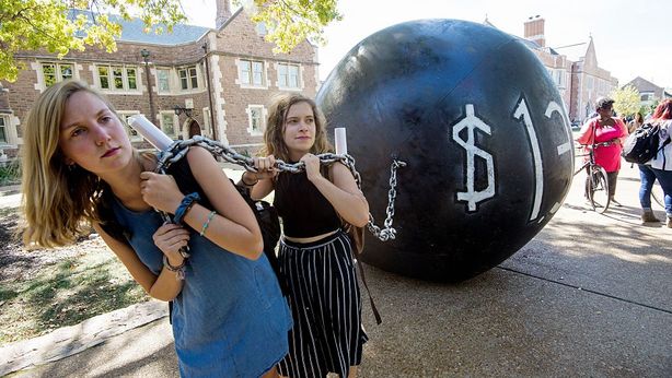 Debiti europei su livelli da crisi euro