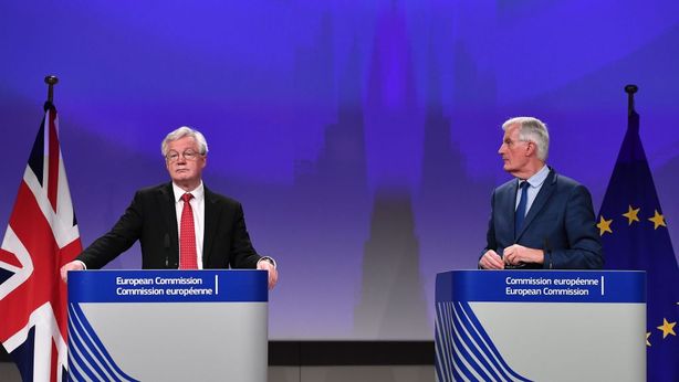 Brexit, rischio di rottura con l’Ue: sterlina in bilico
