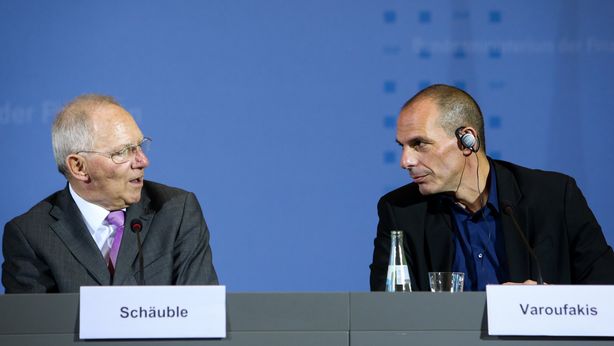 Varoufakis paragona troika a torture CIA