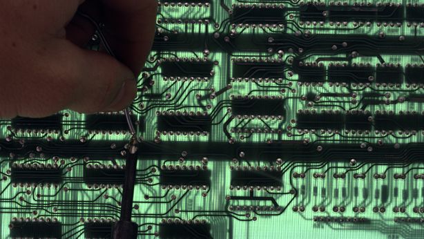 UE: ok al Chips Act, investimenti per  €43 miliardi nella produzione di semiconduttori