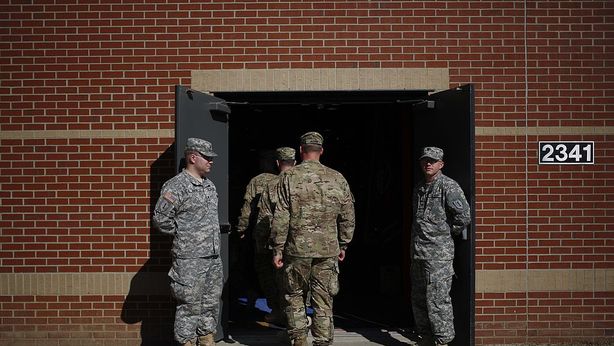 Fort Knox, visita storica del capo del Tesoro: “Oro Usa è ancora qui”