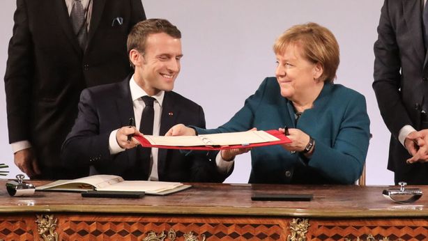 Alleanza anti populisti: Francia e Germania creano esercito Ue