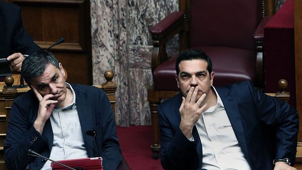Grecia, approvata nuova austerity. Paese bloccato da scioperi