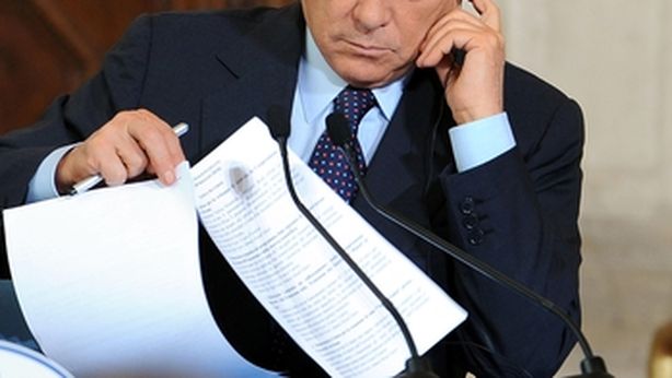 Berlusconi: Giunta vota. La gaffe del ricorso