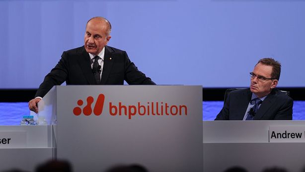 Borse: FCA e minerari in vetta, petrolio in ripresa