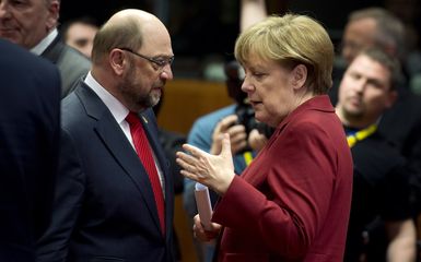 Merkel e Schultz, leader dei due partiti al governo in Germania