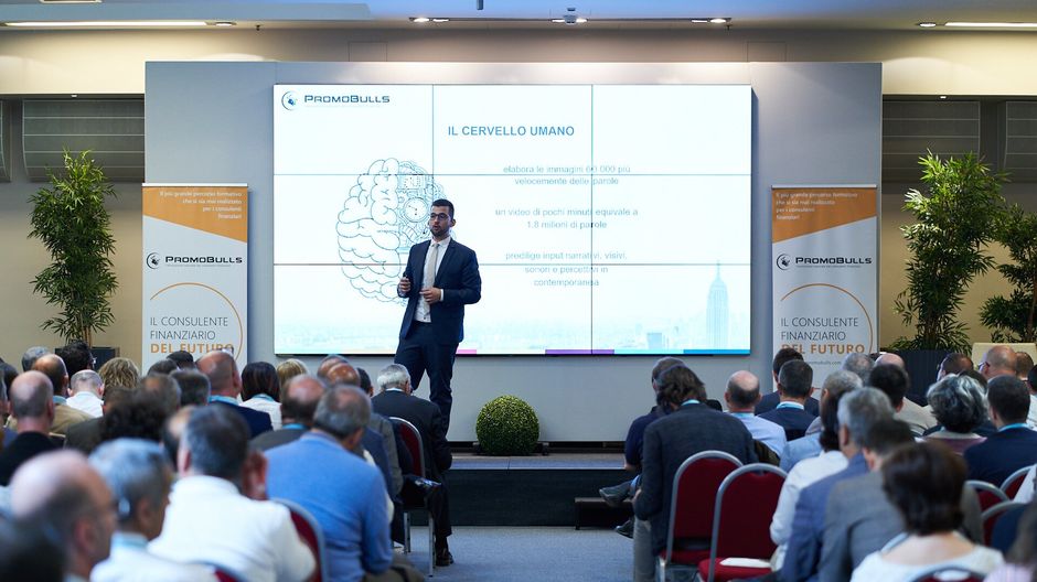 Consulenti: ecco come promuoversi online