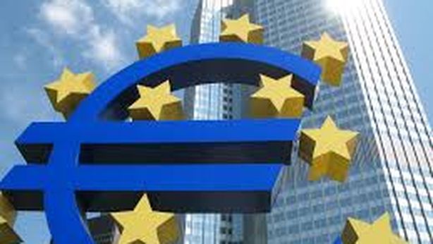 Bce: liquidità eccesso banche a minimi, rischio pressione tassi