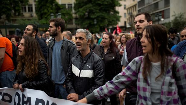 Grecia paralizzata da sciopero generale contro l’austerity: foto