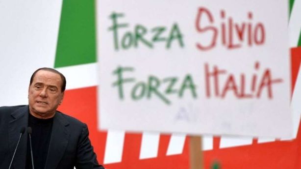 Berlusconi smart: «Niente attacchi a Renzi». Italicum, no al ‘salva Lega’. E Alfano firma
