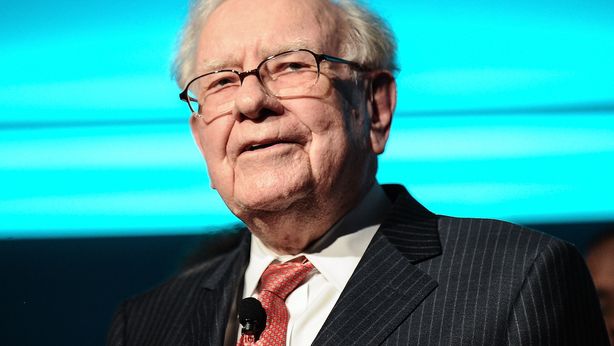 Warren Buffett fa shopping e punta su due nuove società