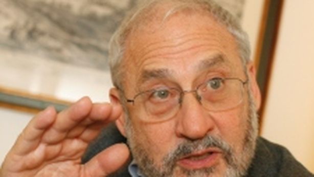 Stiglitz:  Germania esca dall’euro. Crisi finita? Non vi illudete