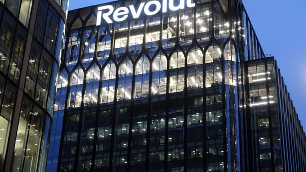 Revolut: ricavi +46% e clienti retail +30% nel 2025