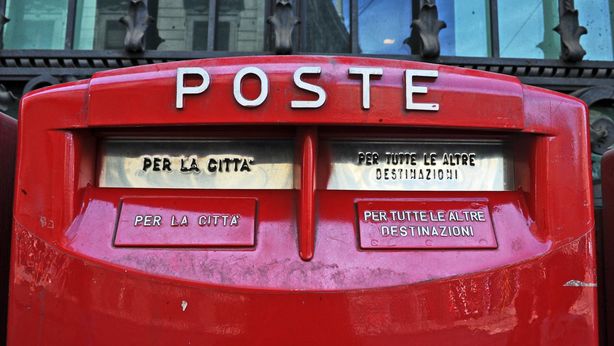 Poste Italiane: ok del governo a cessione partecipazione