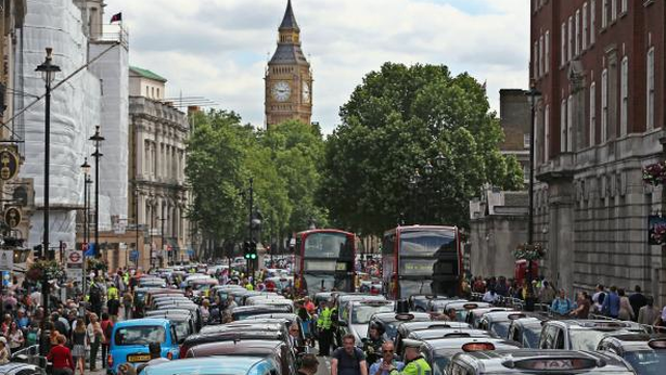 Semaforo verde per Uber, diventa legale anche a Londra
