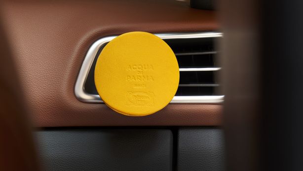 Acqua di Parma presenta il primo luxury car diffuser