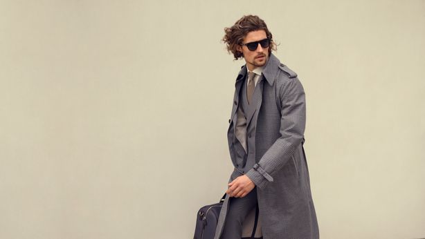 Moda uomo: trench code