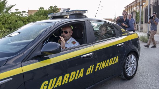 Conti correnti: scattano adesso i nuovi controlli della guardia di finanza. A cosa stare attenti per evitare spiacevoli sorprese