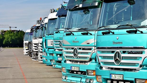 Daimler Truck punta a redditività del 12% entro 2030