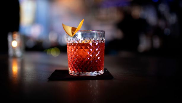 Colazioni, aperitivi, cene fuori: ma quanto ci costate?