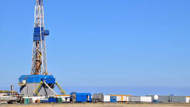 Petrolio di scisto: produzione risalirà con prezzi a $40