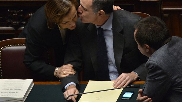 Passera: da ministro governo Monti a politica contro tasse. Ora AD di Unicredit?
