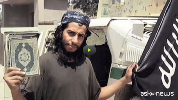 Isis: chi è il deus ex machina degli attentati di Parigi