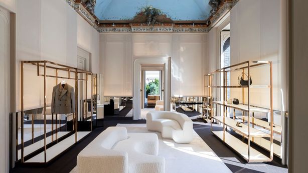 Il nuovo store Nugnes vince il Prix Versailles