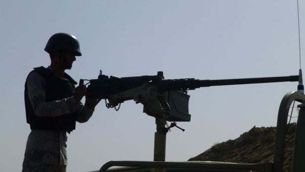 Arabia Saudita schiera 30 mila soldati al confine con l’Iraq