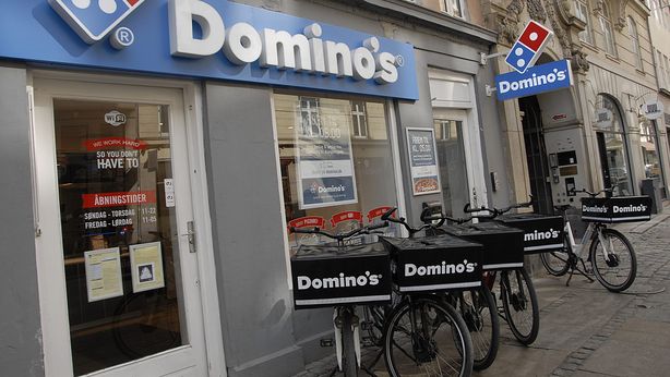Bye bye Italy: Domino’s Pizza chiude tutti i punti vendita. Perchè lascia il nostro paese