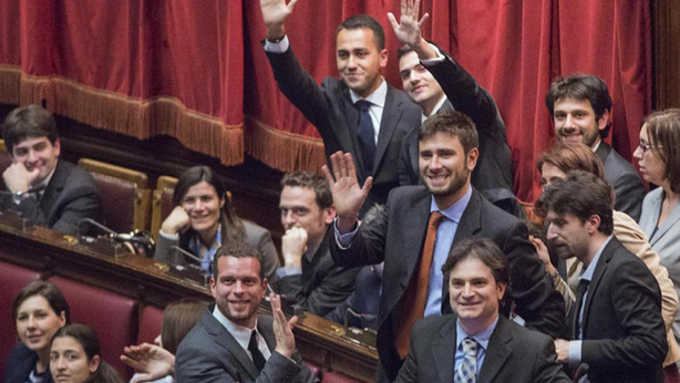 M5S occupa Camera, prepara rosa dieci candidati al Quirinale