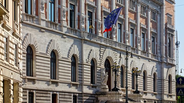 Aste BTP a 3 e 7 anni: rendimenti in forte aumento, collocati 5,75 miliardi di euro