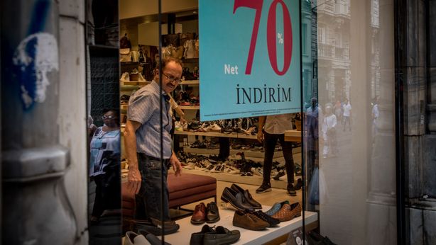 Turchia, in lire tutti i contratti di vendita e locazione