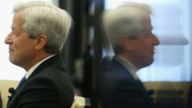 Wall Street chiude in rialzo sulle ali del petrolio