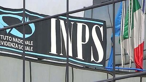 Percepiva stipendio e pensione, truffa 1 milione ex dirigente Inps