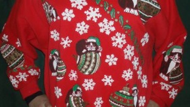 I maglioni di Natale? Sono brutti e spopolano su Ebay