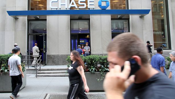 Effetto Fed, JP Morgan alza tassi sui depositi (ma solo di grandi clienti)