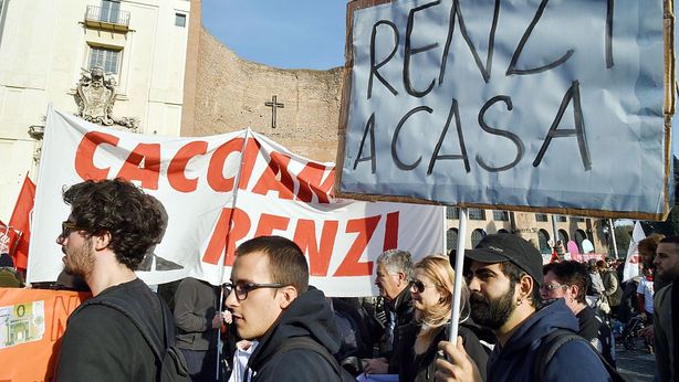 Precari e scoraggiati ingrossano l’esercito del NO a Renzi