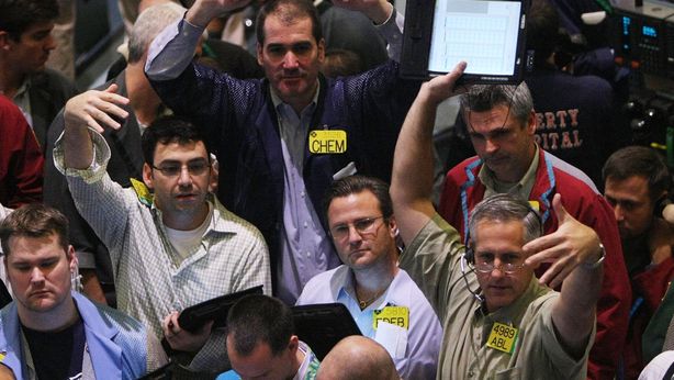Borse europee ai minimi di 2 anni, clienti impauriti. “Andate cash”
