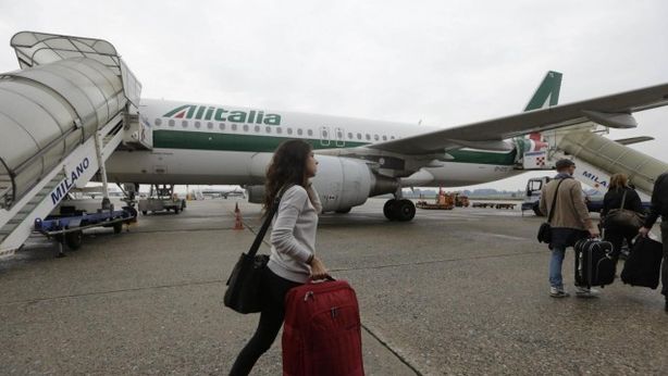 Piano Alitalia: forte taglio costi, 2.000 esuberi. Air France contro