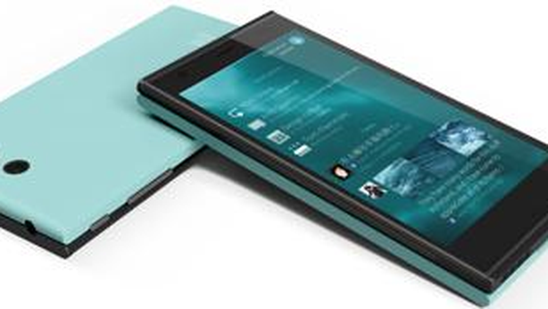 Jolia: lo smartphone che sfida il duopolio Apple-Android