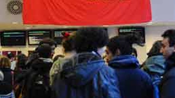 Borsa Milano debole, riviste a -1% stime Pil 2013