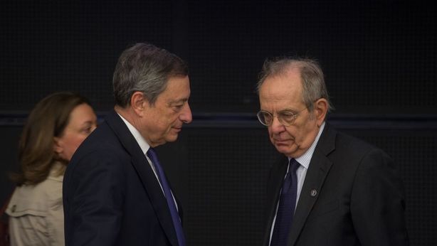 Le critiche di Renzi al “tecnocrate” Draghi