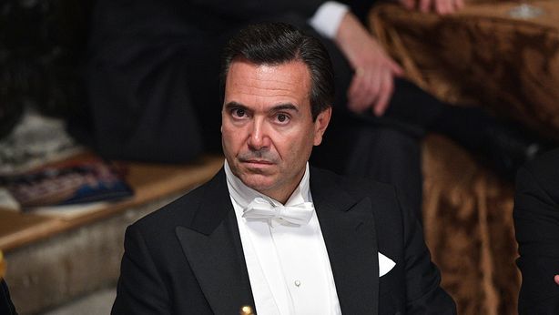 Credit Suisse, presidente si dimette per violazione regole quarantena