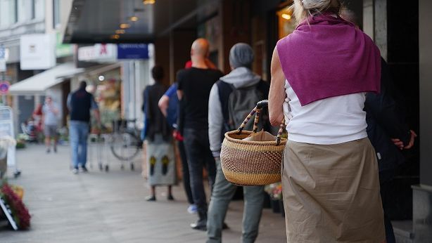 Green pass solo con due dosi di vaccino: le novità in arrivo per fermare la variante Delta