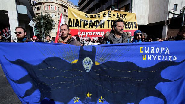 Grecia: “Basta tabù, Italia potrebbe lasciare euro. Facciamolo insieme”