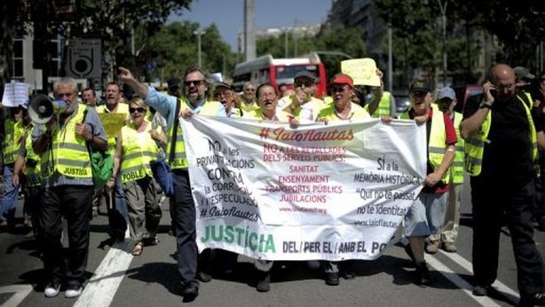 Pensionati spagnoli alle banche: vogliamo i soldi indietro