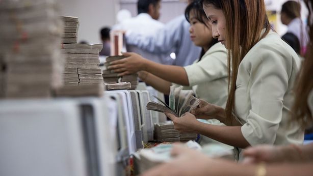 Deflazione: conti deposito rendono 2% più dei Bot