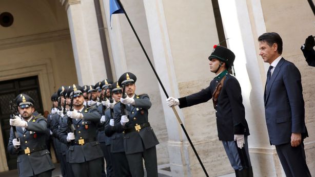 Legge di bilancio: taglio Irpef con aumento IVA. Duello per deficit oltre il 2%