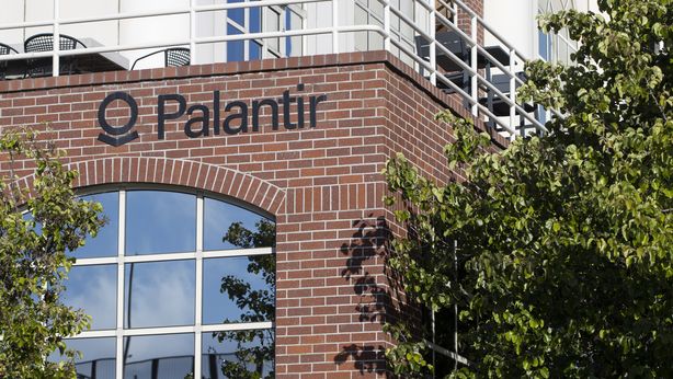 Palantir alza le previsioni di fatturato per il full year